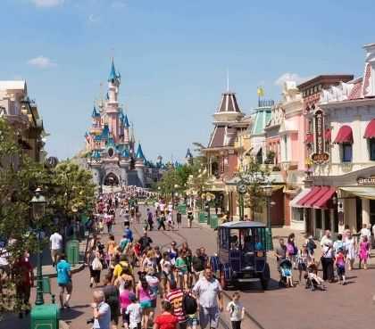 Beleef geweldige momenten in Disneyland Parijs